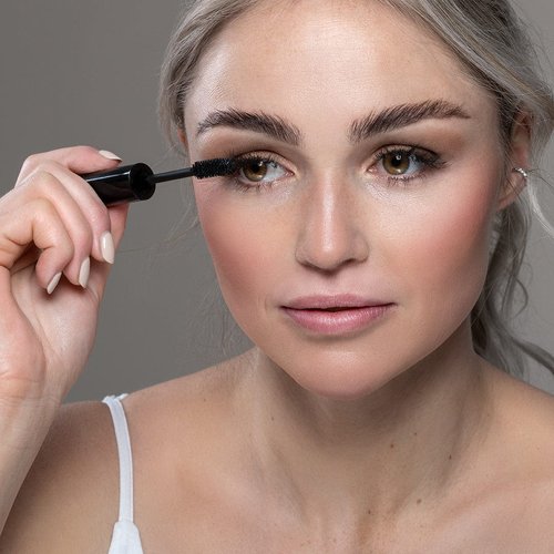 Mascara Maximum Volume 8ml | Deep Black | Smooth Brown